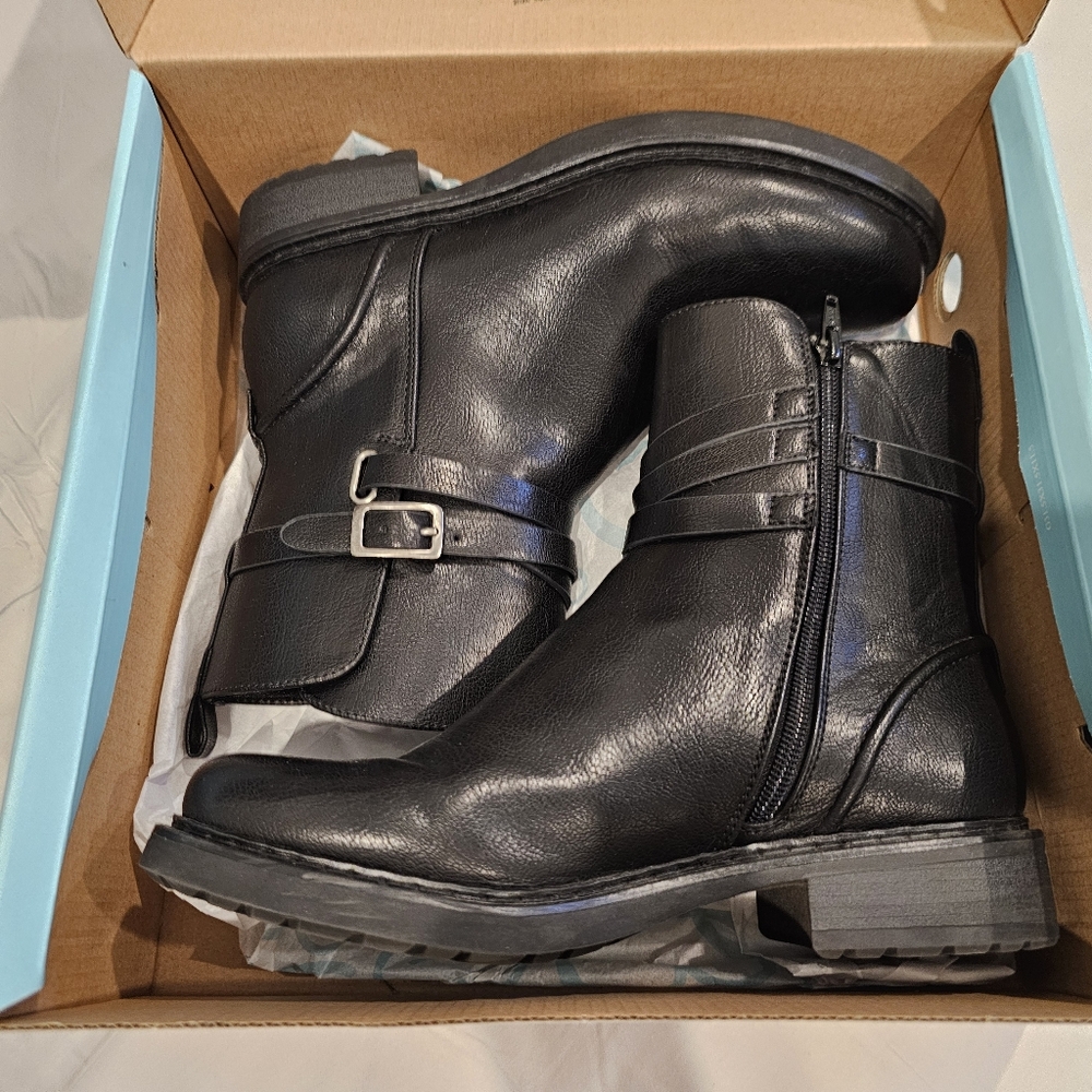 Baretraps Honee Black Waterproof Leather Boots